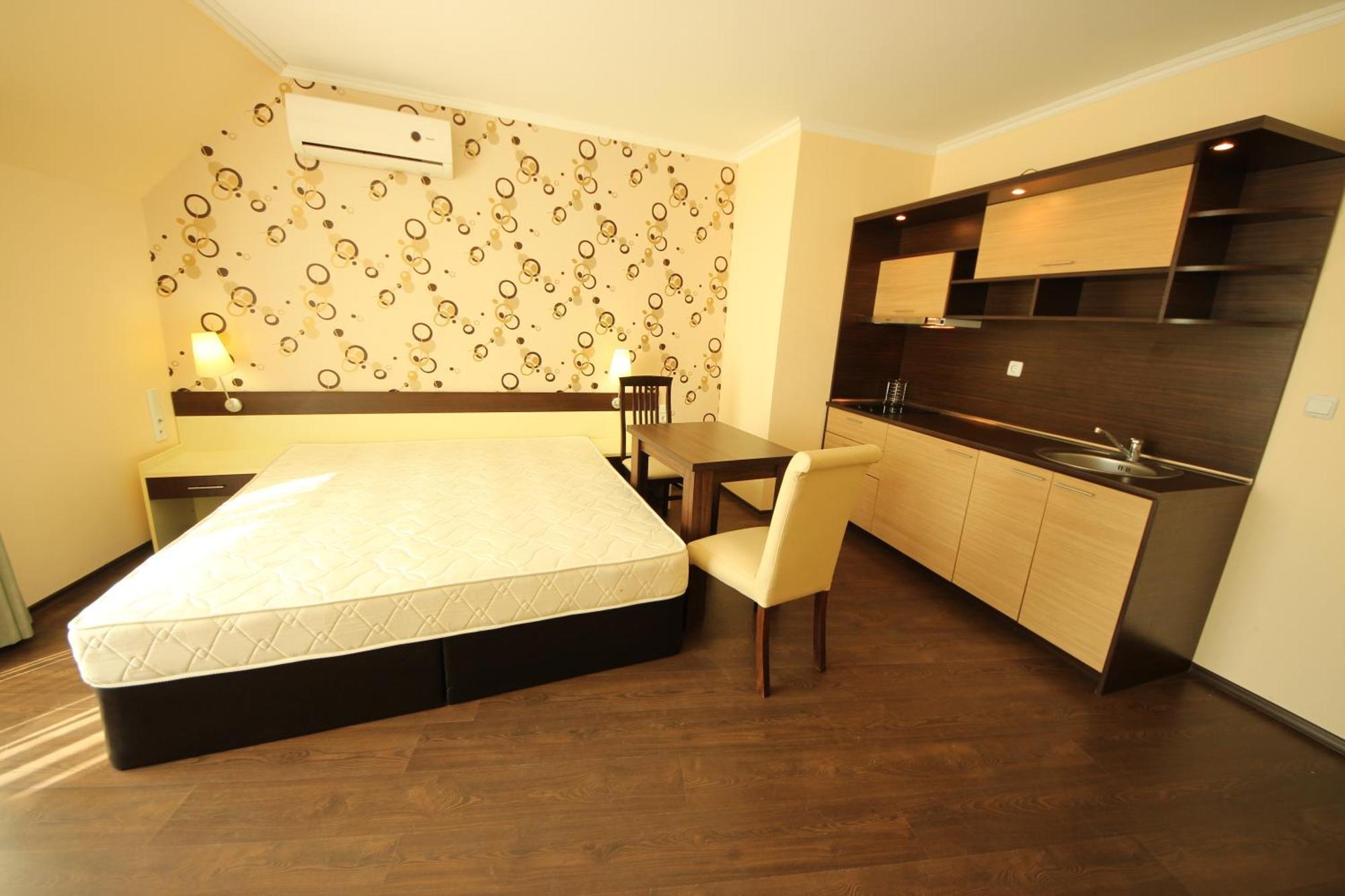 Menada Apartments In Grand Hotel สวิติ วลัส ห้อง รูปภาพ