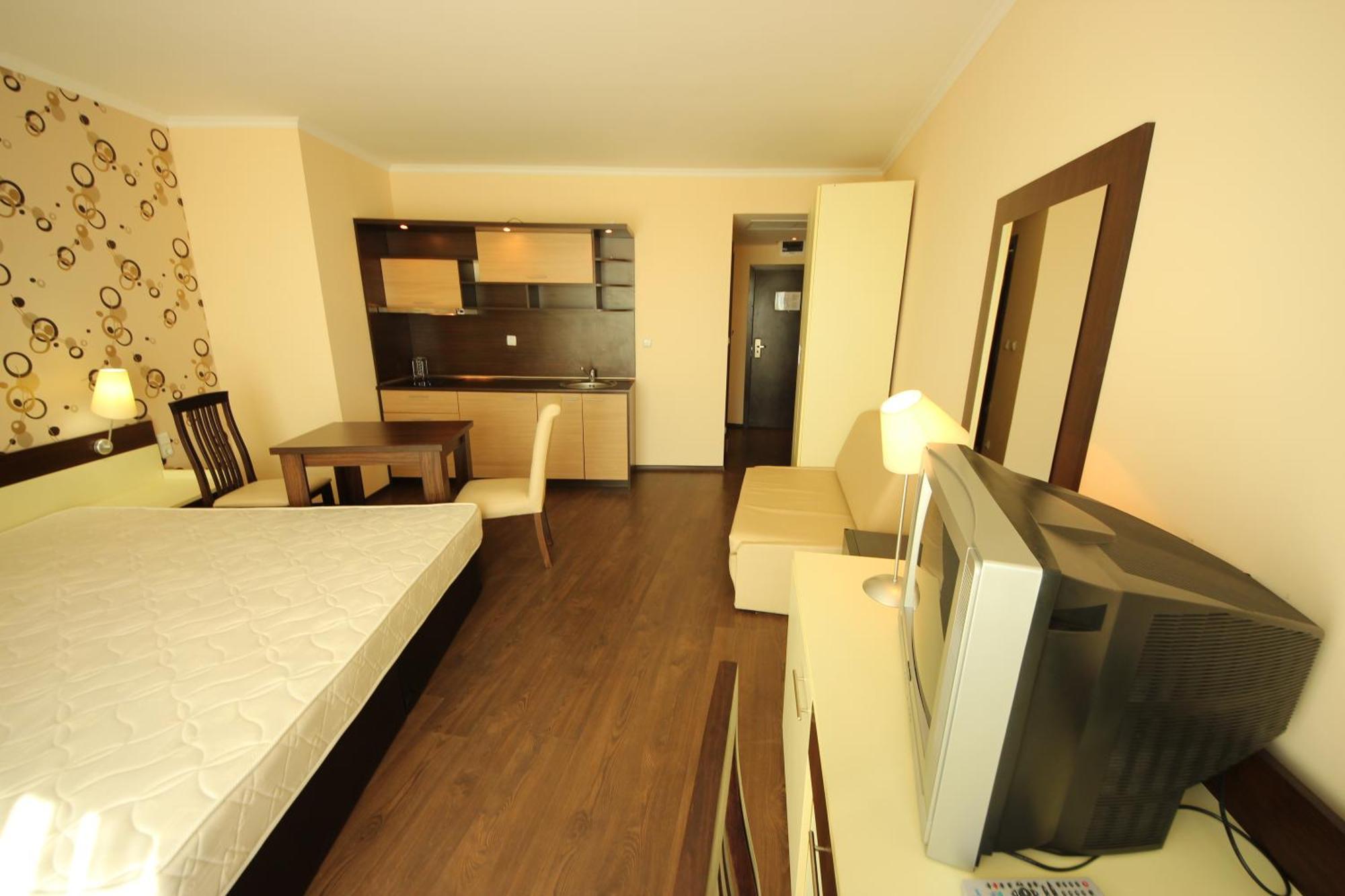 Menada Apartments In Grand Hotel สวิติ วลัส ห้อง รูปภาพ