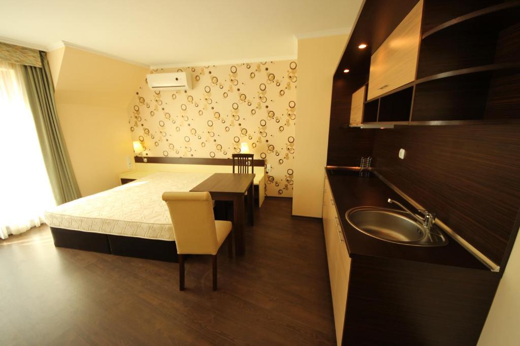 Menada Apartments In Grand Hotel สวิติ วลัส ห้อง รูปภาพ